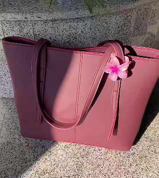 Tote Shoulder - Red Vine