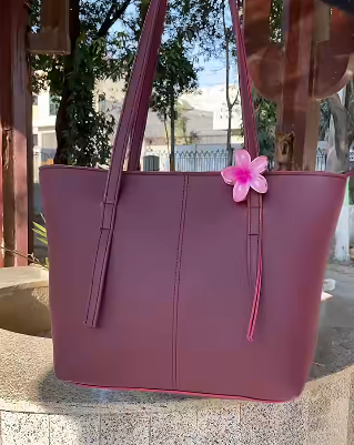 Tote Shoulder - Red Vine