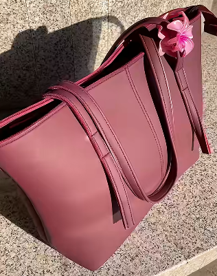 Tote Shoulder - Red Vine