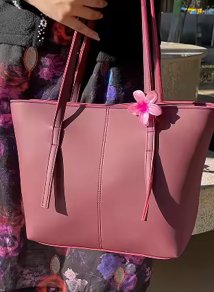 Tote Shoulder - Red Vine